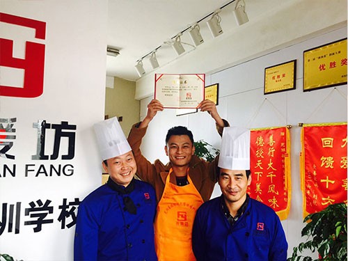 ����������c(di��n)�(xi��ng)Ŀ��Ӗ(x��n)